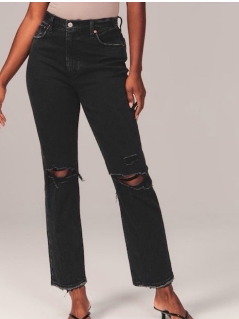 Abercrombie Curve Love Ultra High Rise Ankle Straight Black Distressed size 30